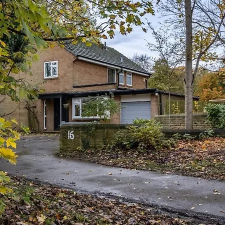 Hot Tub - Cross Lane ヴィラ *