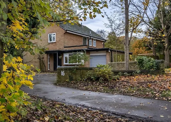 Hot Tub - Cross Lane ヴィラ *